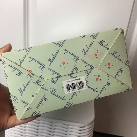 Madame Alexander Little Miss Muffet Doll Collectors Item 8'' NEW 38790 - Picture 8 of 9